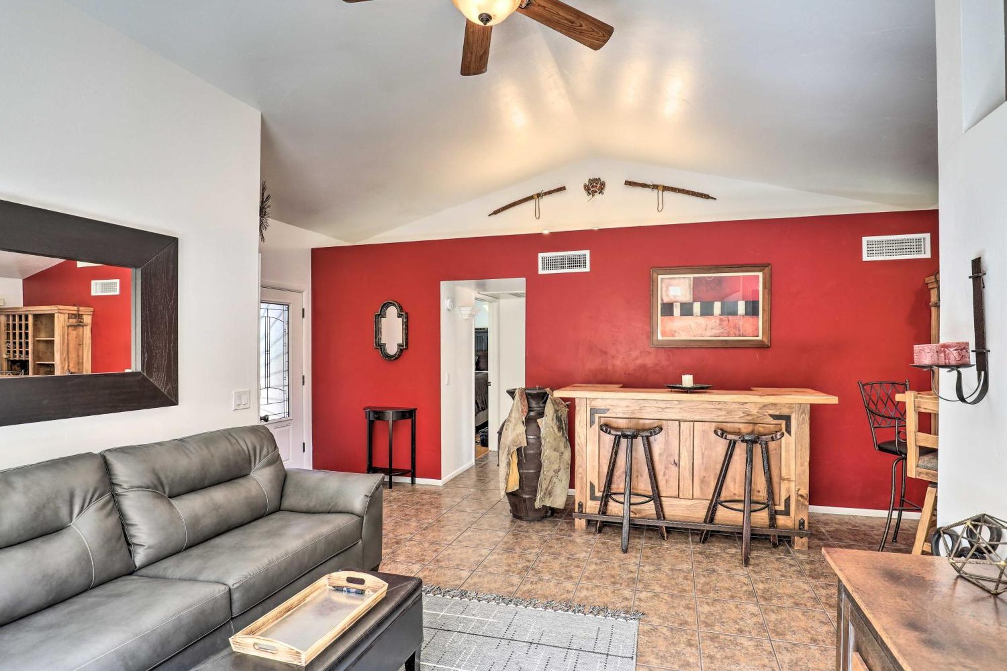 East Tucson House With Private Backyard And Fire Pit Villa ภายนอก รูปภาพ