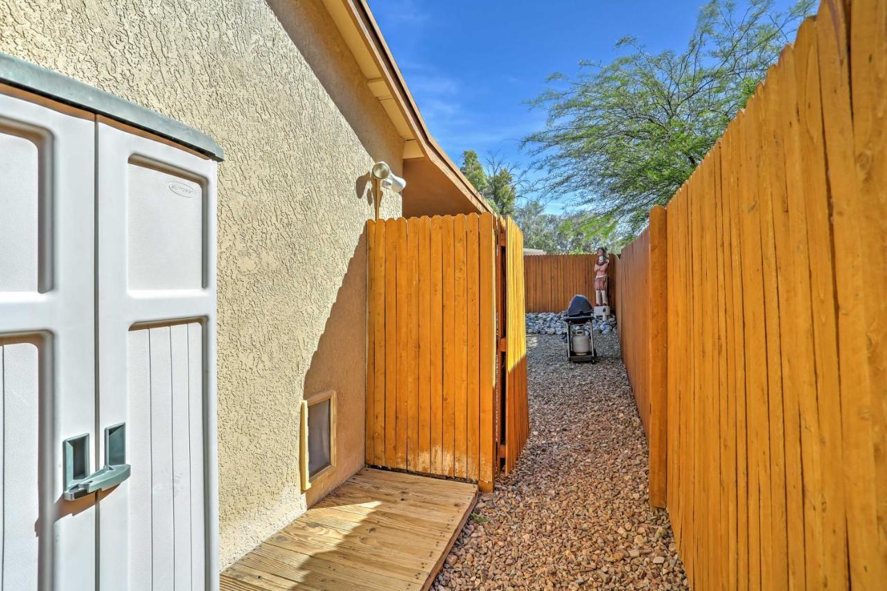 East Tucson House With Private Backyard And Fire Pit Villa ภายนอก รูปภาพ